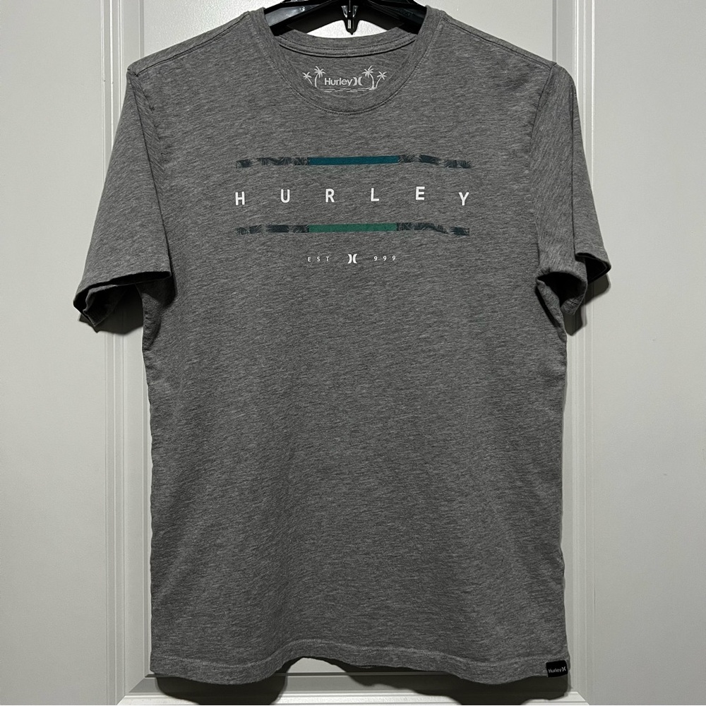 Hurley Men’s SS Crewneck Graphic T-Shirt in Gray/Multi